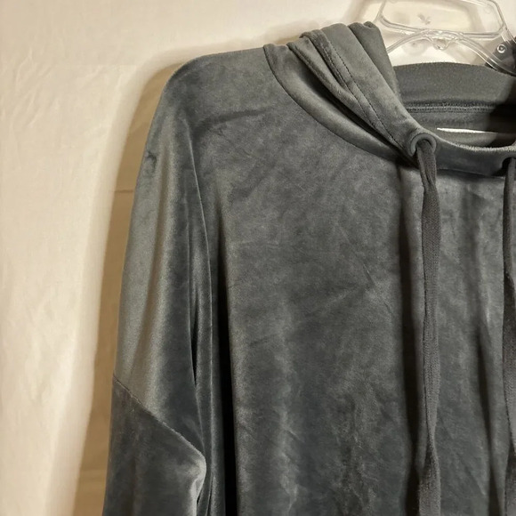 OFFLINE by Aerie Velour Cropped Hoodie Women's Size XL Gray Long Sleeve Pullover - Picture 3 of 16